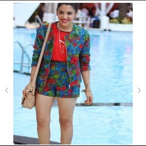 NWOT ZARA floral shorts